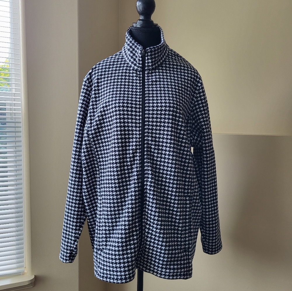 Lands' End Black and White Fleece Jacket 2XL